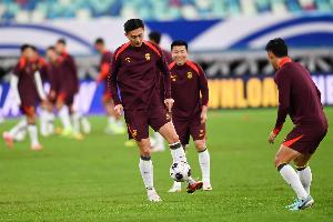 手游-苏东：韩鹏飞、蒋圣龙要多补位&amp;不要怕难看 国足要充分利用定位球