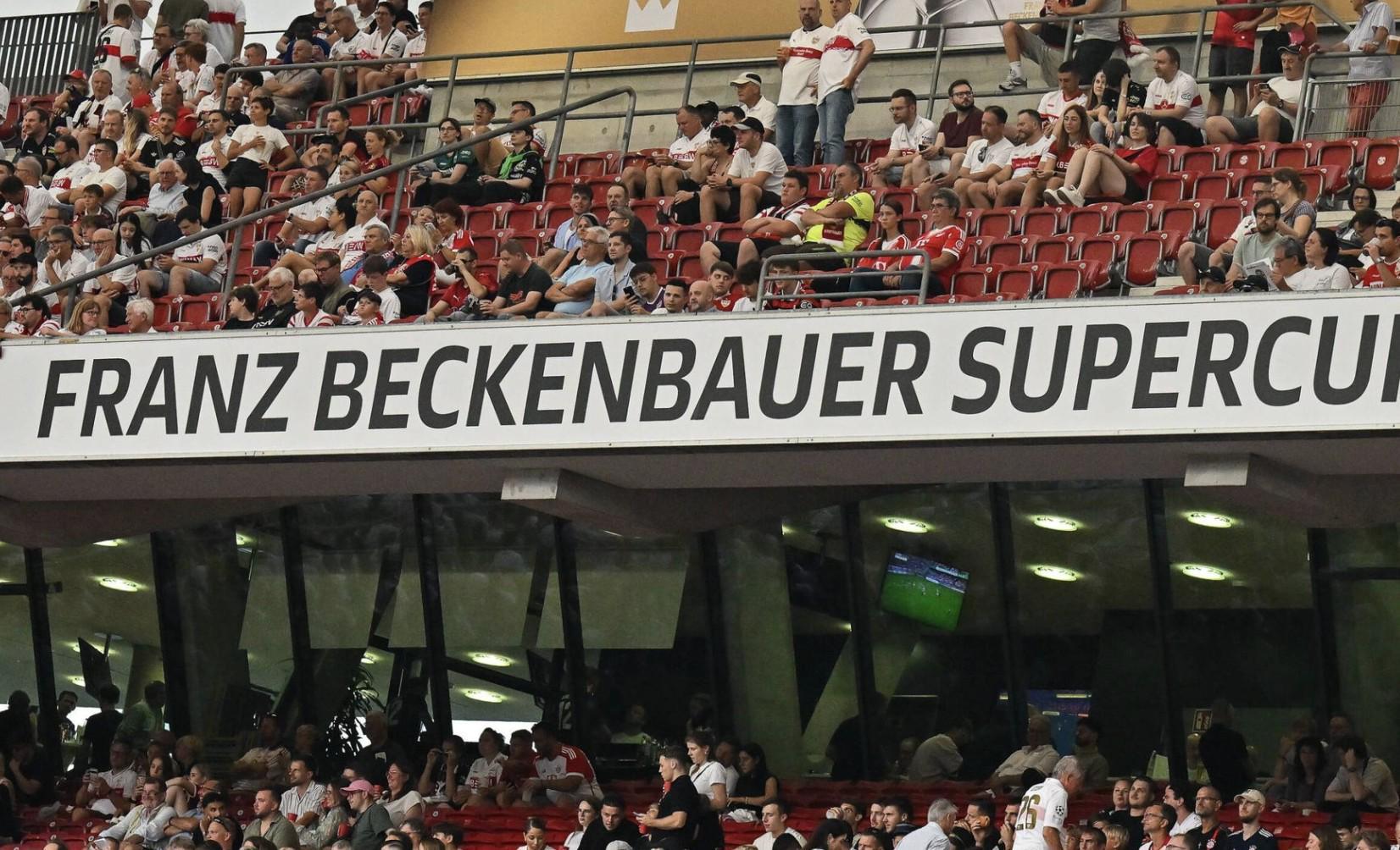 手机游戏下载-觉得德超杯没意义，斯图加特和拜仁部分球迷进行了抗议