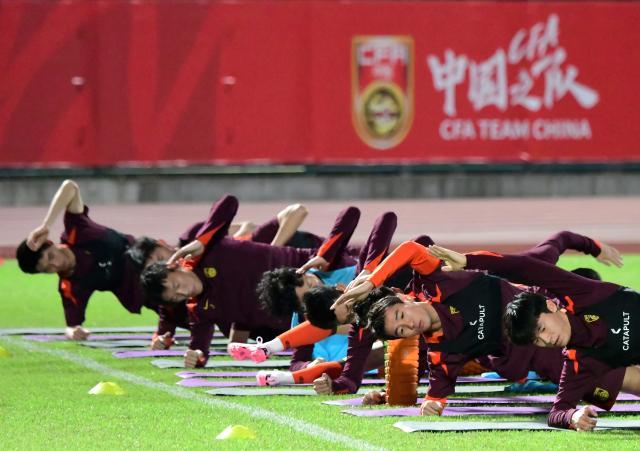 云游戏-国足连胜重新点燃激情？媒体人数直追2001年十强赛